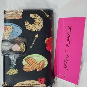 Betsey Johnson XOLeah Charcoal french bakery brunch Betsey wallet card‎ case new